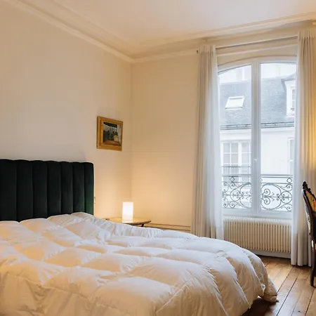 Stylishly Decorated 2bd Montmatre! Apartman Párizs
